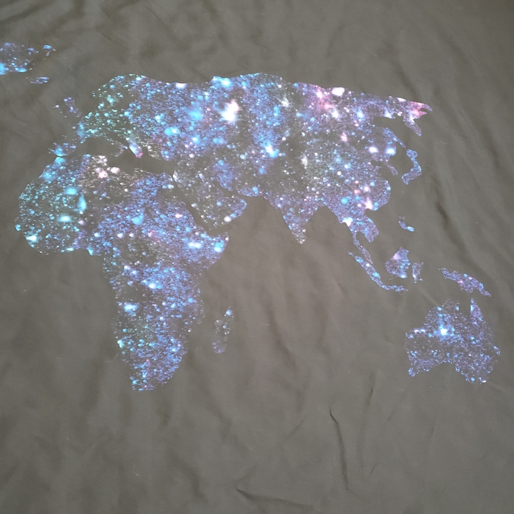 World Map Tapestry - Picture 4 of 11